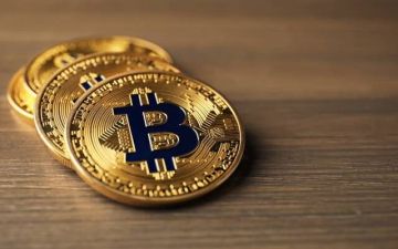 البيتكوين ترتفع طفيفا وسط تشدد الفيدرالي والتوترات الإيرانية وأرباح ستراتجي البيتكوين ترتفع طفيفا وسط تشدد الفيدرالي والتوترات الإيرانية وأرباح ستراتجي
