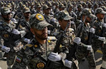 الحرس الثوري الإيراني يحدد شرطين لفتح مضيق هرمز الحرس الثوري الإيراني يحدد شرطين لفتح مضيق هرمز