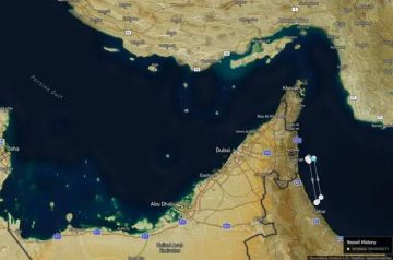 ناقلات النفط تلجأ للرحلات السرية عبر هرمز وباب المندب ناقلات النفط تلجأ للرحلات السرية عبر هرمز وباب المندب