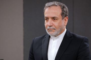 عراقجي: لا مفاوضات مع واشنطن قبل وقف الانتهاكات ودفع التعويضات عراقجي: لا مفاوضات مع واشنطن قبل وقف الانتهاكات ودفع التعويضات