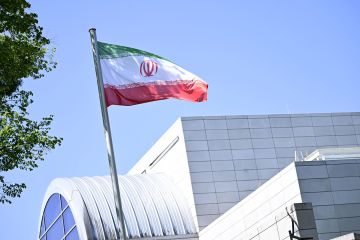 الخارجية الإيرانية: وزير الخارجية العماني سيزور طهران الثلاثاء الخارجية الإيرانية: وزير الخارجية العماني سيزور طهران الثلاثاء