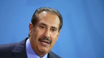 حمد بن جاسم يدعم اجتماع عمان الخليجي-الإيراني ويطالب بموقف خليجي موحد لحماية السعودية حمد بن جاسم يدعم اجتماع عمان الخليجي-الإيراني ويطالب بموقف خليجي موحد لحماية السعودية