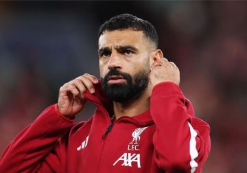 أندية العالم تراقب مصير محمد صلاح مع ليفربول بعد أزمة حذف الصورة أندية العالم تراقب مصير محمد صلاح مع ليفربول بعد أزمة حذف الصورة