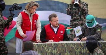 بالفيديو انتهاء المباحثات الأولى بشأن غزة وترامب يؤكد إحراز تقدم بالفيديو انتهاء المباحثات الأولى بشأن غزة وترامب يؤكد إحراز تقدم