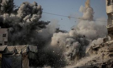 عامان على الحرب - إسرائيل تواصل قصفها على غزة مخلفة شهداء وإصابات عامان على الحرب - إسرائيل تواصل قصفها على غزة مخلفة شهداء وإصابات