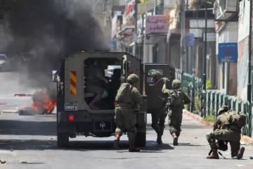 مواجهات واعتقالات خلال اقتحام الاحتلال بلدات في الضفة الغربية والقدس