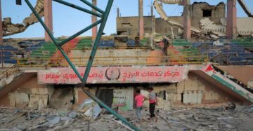 فيفا يتعهد بإعادة بناء ملاعب غزة المدمرة