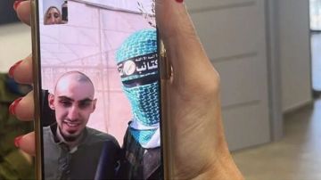 وضعت بهدف التجسس..(القناة 15): القسام استخدمت شرائح إسرائيلية للاتصال بعائلات الأسرى قبيل الإفراج عنهم