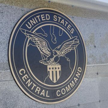 في تناقض مع تصريحات ترامب..القيادة الوسطى الأميركية تدعو حماس إلى وقف استهداف المدنيين بغزة