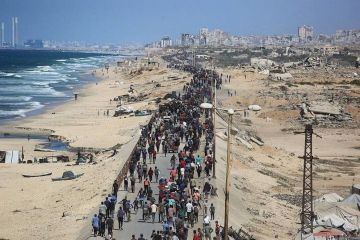 مئات الآلاف يعودون لمنازلهم في غزة بعد وقف إطلاق النار