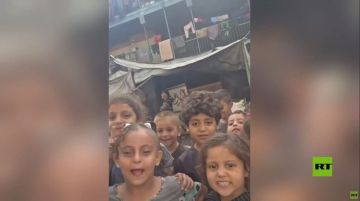 قطاع غزة.. فرحة أطفال بعد رد حركة حماس بالموافقة على خطة ترامب لإنهاء الحرب