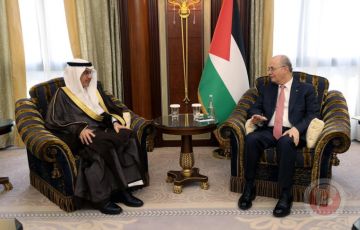 مصطفى يبحث مع مجموعة البنك الإسلامي دعم مشاريع التنمية والتعافي في فلسطين مصطفى يبحث مع مجموعة البنك الإسلامي دعم مشاريع التنمية والتعافي في فلسطين