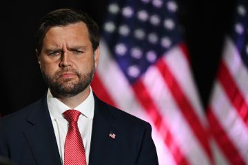 مسؤول إسرائيلي لـCNN: جي دي فانس سيلتقي كاتس وديرمر الخميس مسؤول إسرائيلي لـCNN: جي دي فانس سيلتقي كاتس وديرمر الخميس