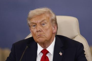 ترامب: حلفاء بالمنطقة سيدخلون غزة لتأديب حماس إذا أنتهكت الاتفاق ترامب: حلفاء بالمنطقة سيدخلون غزة لتأديب حماس إذا أنتهكت الاتفاق