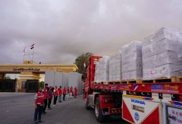 مراسل RT: بدء دخول المساعدات الإنسانية إلى قطاع غزة (صور)