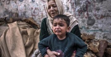 يونسيف: نسابق الزمن لإنقاذ حياة أطفال غزة من التهديدات يونسيف: نسابق الزمن لإنقاذ حياة أطفال غزة من التهديدات