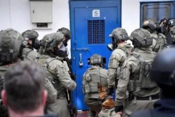 مؤسسات الأسرى: 77 شهيدا على الأقل بين صفوف الأسرى منذ الإبادة وما يزال العشرات من معتقلي غزة الشهداء رهن الإخفاء القسري مؤسسات الأسرى: 77 شهيدا على الأقل بين صفوف الأسرى منذ الإبادة وما يزال العشرات من معتقلي غزة الشهداء رهن الإخفاء القسري