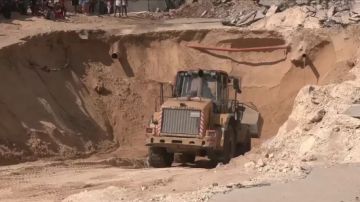 حماس: الاحتلال يعرقل عمليات البحث عن جثث الأسرى في غزة حماس: الاحتلال يعرقل عمليات البحث عن جثث الأسرى في غزة