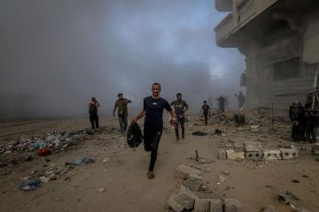 الاحتلال يواصل عدوانه على غزة رغم زعمه بتقليص عملياته وطلب ترامب بوقف القصف فورا