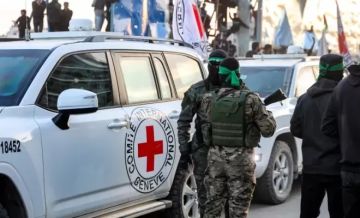 تقديرات إسرائيلية: حماس ستسلم الصليب الأحمر جثتين هذا المساء تقديرات إسرائيلية: حماس ستسلم الصليب الأحمر جثتين هذا المساء