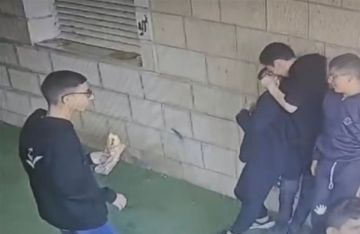 لعبة الموت.. تلميذ يخنق رفيقه في أحد مدارس القدس لعبة الموت.. تلميذ يخنق رفيقه في أحد مدارس القدس