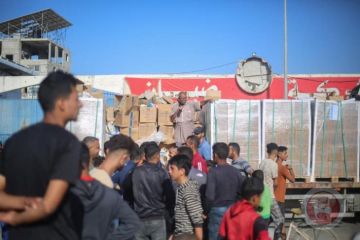 واشنطن تقترح مراكز إنسانية في غزة لتقديم المساعدات وتسليم السلاح طواعيا واشنطن تقترح مراكز إنسانية في غزة لتقديم المساعدات وتسليم السلاح طواعيا