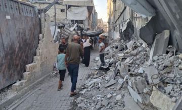 غزة - 93 غارة خلال 24 ساعة خلفت 70 شهيدا غزة - 93 غارة خلال 24 ساعة خلفت 70 شهيدا