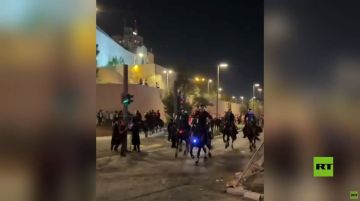 الشرطة الإسرائيلية تستخدم وحدات الخيالة لقمع الحريديم