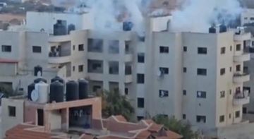 قوات الاحتلال تفجر شقة سكنية خلال اقتحام مدينة طوباس قوات الاحتلال تفجر شقة سكنية خلال اقتحام مدينة طوباس
