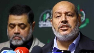 وفد من حماس برئاسة الحية يصل القاهرة لمتابعة تنفيذ خطة ترامب وفد من حماس برئاسة الحية يصل القاهرة لمتابعة تنفيذ خطة ترامب