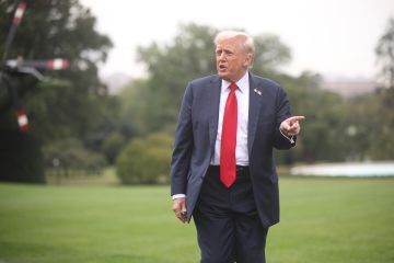 نقابات العمال تقاضي إدارة ترامب: الذكاء الاصطناعي يلاحق منتقدي إسرائيل ويهدد بإلغاء التأشيرات