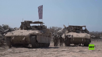 الجيش الإسرائيلي يوثق انسحاب المدرعات إلى خطوط جديدة في قطاع غزة