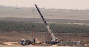 فيديو بثته كتائب القسام .. الاحتلال يفكك موقع ناحل عوز