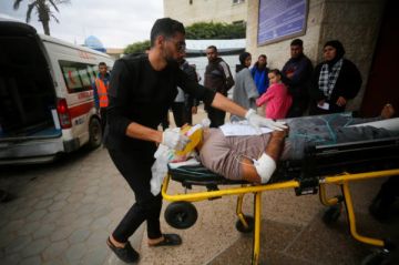 الخروقات مستمرة.. إصابات في استهداف الاحتلال وسط وجنوب قطاع غزة