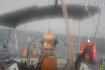 هيئة البث: القوات الإسرائيلية تسيطر على السفينة مارينيت آخر سفن أسطول الصمود