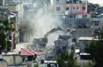 الاحتلال يهدم منزلا في قرية المغير شمال شرق رام الله