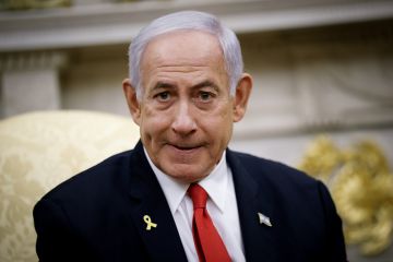 بعد أن هدد بعمليات قتل وذبح لن يشهد مثلها العرب.. شاي غولدن يهاجم نتنياهو بحدة (فيديو) بعد أن هدد بعمليات قتل وذبح لن يشهد مثلها العرب.. شاي غولدن يهاجم نتنياهو بحدة (فيديو)