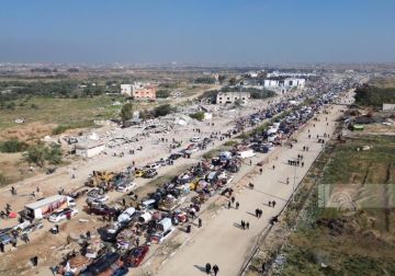 مئات الآلاف يواصلون العودة في اليوم الثالث لوقف الحرب على قطاع غزة