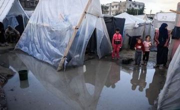 الأمم المتحدة تطالب بتعزيز مساعدات الإيواء لغزة قبل الشتاء الأمم المتحدة تطالب بتعزيز مساعدات الإيواء لغزة قبل الشتاء