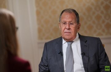 لافروف: عدم حل القضية الفلسطينية طيلة 80 عاما شكل عاملا رئيسيا في تغذية التطرف بالمنطقة لافروف: عدم حل القضية الفلسطينية طيلة 80 عاما شكل عاملا رئيسيا في تغذية التطرف بالمنطقة