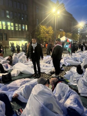 تظاهرة بالالاف للجالية الفلسطينية في بريمن الألمانية لأجل غزة تظاهرة بالالاف للجالية الفلسطينية في بريمن الألمانية لأجل غزة