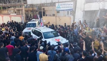 حماس تسلم جثامين 4 محتجزين إسرائيليين إلى الصليب الأحمر