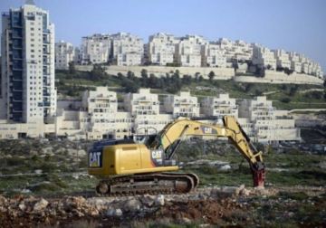 مستوطنون يشرعون بفتح شارع استيطاني جنوب نابلس مستوطنون يشرعون بفتح شارع استيطاني جنوب نابلس