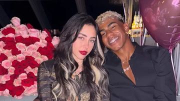 لامين يامال يشتري قصر بيكيه وشاكيرا من أجل نيكول