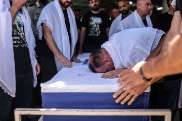 ماذا فعل هجوم طوفان الأقصى بالجنود الإسرائيليين؟.. تحولوا إلى أنصاف بشر ماذا فعل هجوم طوفان الأقصى بالجنود الإسرائيليين؟.. تحولوا إلى أنصاف بشر