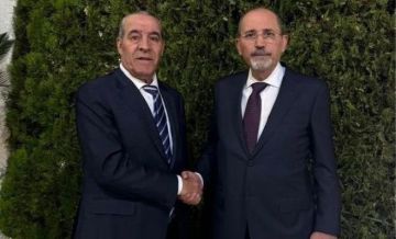 تفاصيل مباحثات فلسطينية أردنية بشأن تثبيت وقف إطلاق النار في قطاع غزة تفاصيل مباحثات فلسطينية أردنية بشأن تثبيت وقف إطلاق النار في قطاع غزة