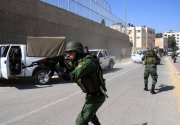 حماس: حملة اعتقالات للأجهزة الأمنية تطال العشرات من كوادرنا حماس: حملة اعتقالات للأجهزة الأمنية تطال العشرات من كوادرنا