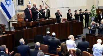 أعضاء الكنيست يستقبلون ترامب بتصفيق حار استمر لدقيقتين ونصف