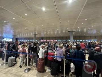 حرروا فلسطين: قراصنة يسيطرون على أنظمة البث العام في المطارات حرروا فلسطين: قراصنة يسيطرون على أنظمة البث العام في المطارات