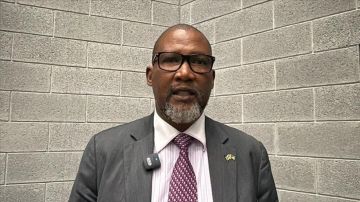 حفيد مانديلا يربط معاناة جنوب إفريقيا بالقضية الفلسطينية ويدين الهجوم على أسطول الصمود حفيد مانديلا يربط معاناة جنوب إفريقيا بالقضية الفلسطينية ويدين الهجوم على أسطول الصمود